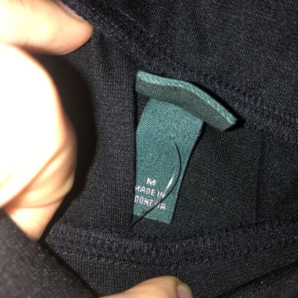 📳 Wild Fable | NEW Skirt - Picture 2 of 3